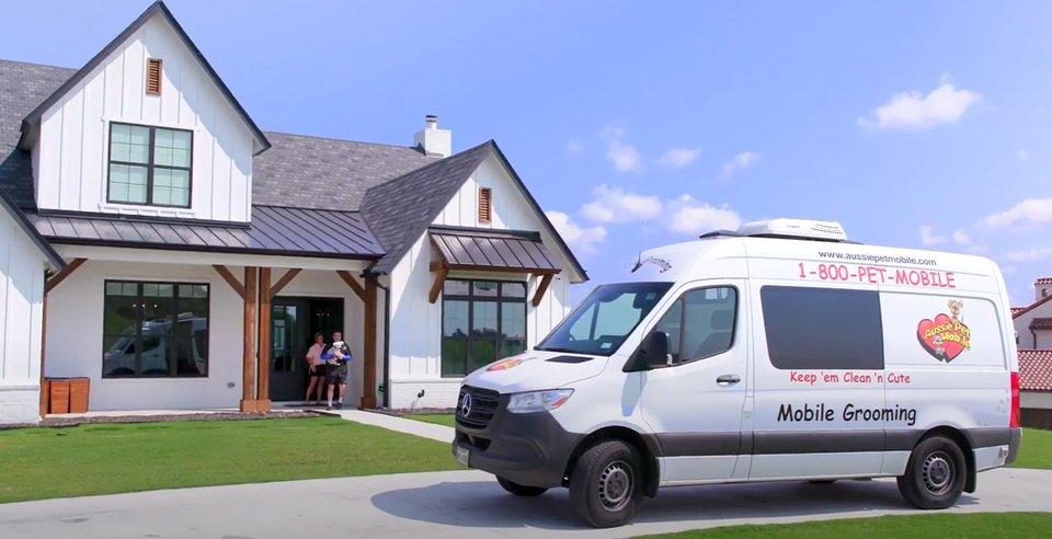 Aussie Pet Mobile of Carlsbad, Rancho Santa Fe, and Del Mar - Image 1